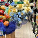 Giỏ Trái Cây Lưới Xanh Hoa Trắng Chúc Mừng Sự Kiện Quan Trọng