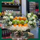 ảnh chụp trực diện thực tế Giỏ Quà Trái Cây Táo Xanh, Cam Vàng Nhập Khẩu & Hoa Tươi Đi Ra Mắt