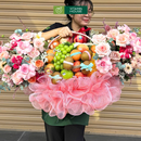 Giỏ Quà Trái Cây nhập khẩu cao cấp trang trí hoa tươi đẹp mắt Dành Cho Chị Em - Trao Sự Quan Tâm, Gửi Lời Chúc Ngọt Ngào