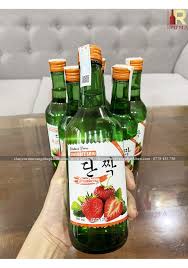 Rượu Soju Soulmate Dâu Chai 360ml