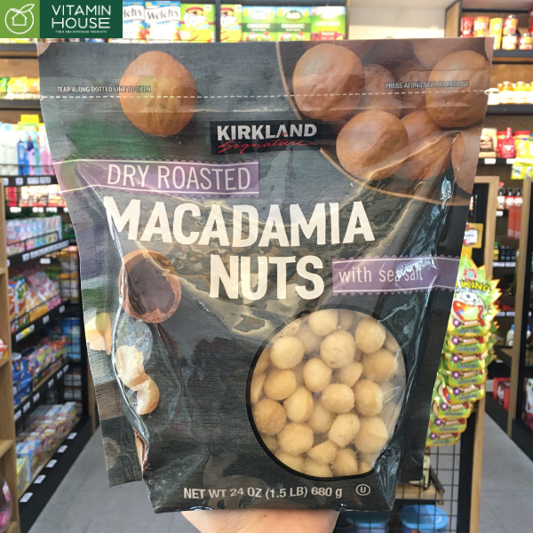 Gói Macadamia Nuts With Sea Salt Tách Vỏ Kirkland 680G