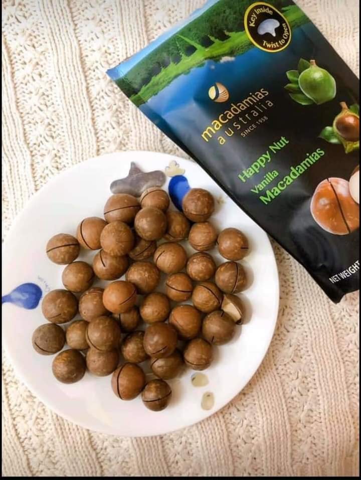 Hạt Macca Vị Vani Happy Nut Úc Gói 225g