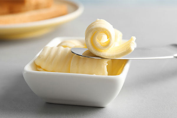 Bơ thực vật bao nhiêu calo? Cần lưu ý gì khi ăn bơ thực vật?
