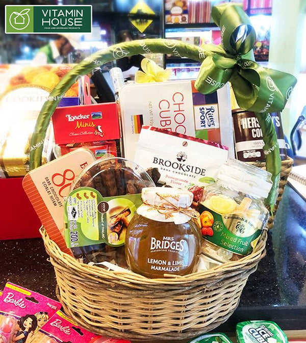 Cửa hàng gói bánh kẹo nhập khẩu làm quà tết đẹp năm 2022