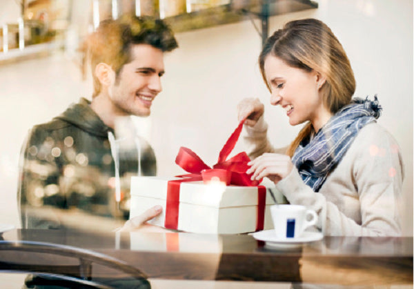 Noel nên tặng quà gì cho bạn gái chiếm trọn trái tim