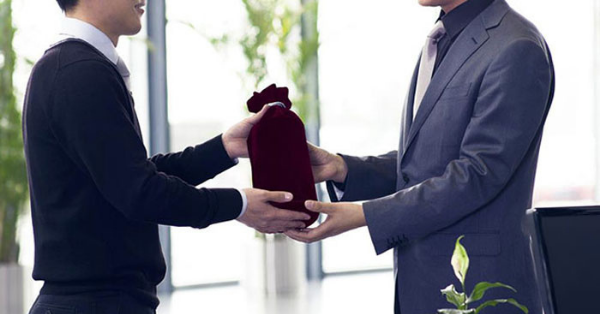 Khám phá những món quà tặng cho doanh nghiệp dịp Tết cực kỳ ý nghĩa, độc đáo