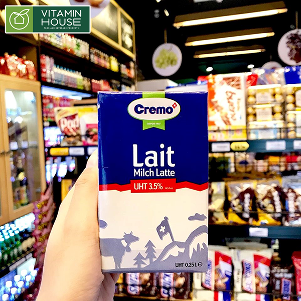 Sữa Cremo Swiss Pure Milk UHT 3.5% FAT giàu chất dinh dưỡng và ít chất béo giúp bạn không bị ngán