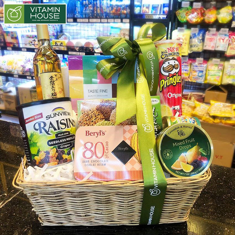 Top những giỏ quà tết đầy ắp bánh kẹo ngoại sang trọng và thơm ngon năm 2022