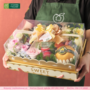 set hộp quà tặng người yêu với hoa và trái cây nhập khẩu: táo, lê, dâu, cherry