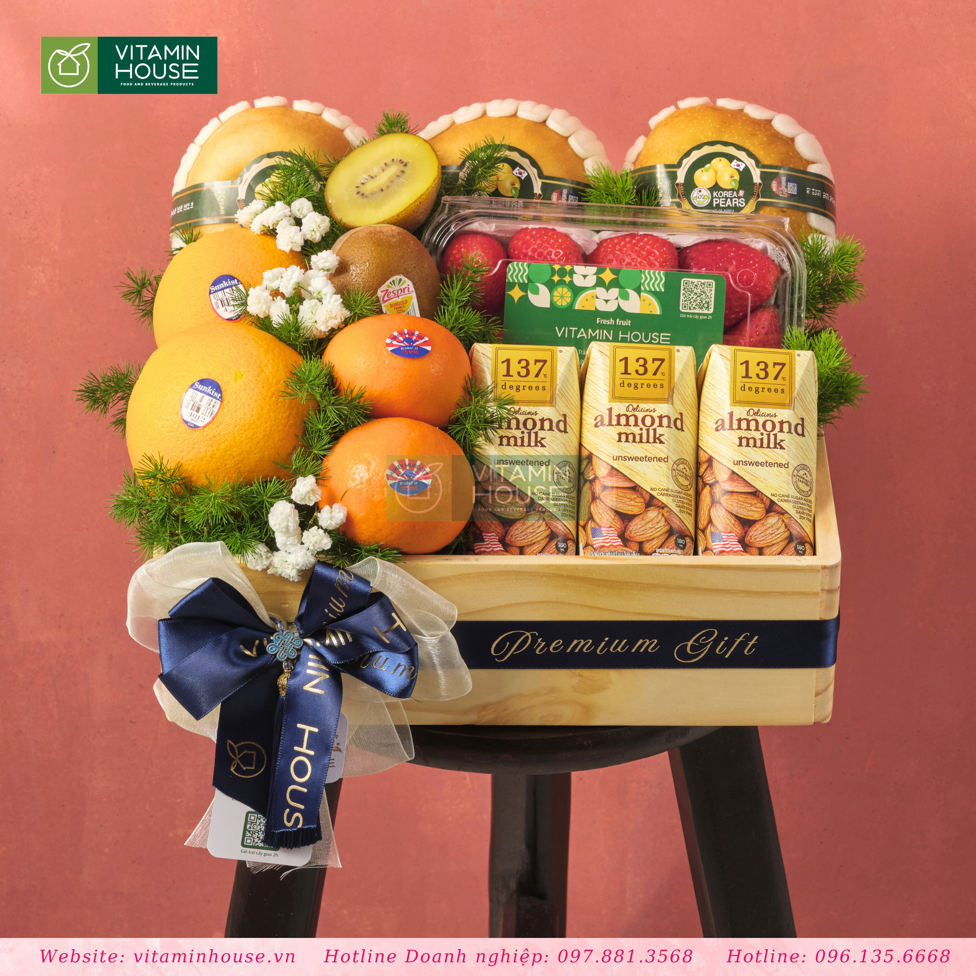 Hộp Quà Trái Cây Dâu Hàn, Kiwi Vàng & Sữa Hạt Dinh Dưỡng