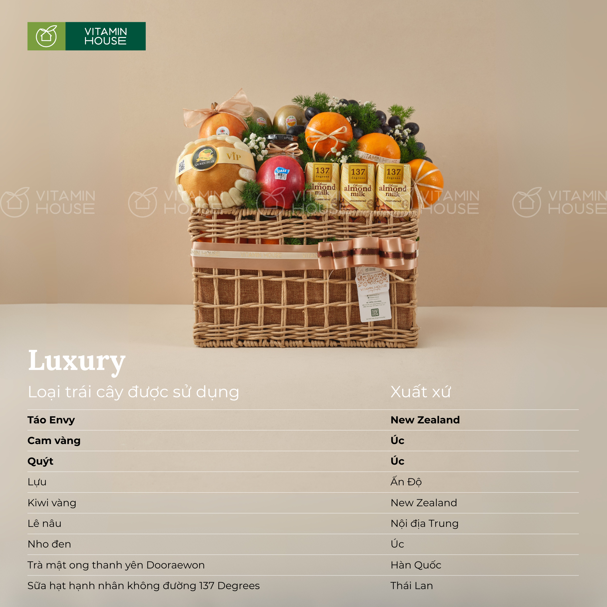 Giỏ Quà Trái Cây Cam, Nho, Lê và Sữa Hạnh Nhân - Món Quà Sức Khỏe
