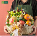 Giỏ Quà Trái Cây Táo Envy, Nho Xanh, Lê Hàn Thăm Bệnh Ý Nghĩa được nhân viên Vitamin House trau chuốt trong từng thiết kế