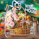 Giỏ Quà Trái Cây Nhập Khẩu & Hoa Tươi Tặng Bác Sĩ từ Vitamin House