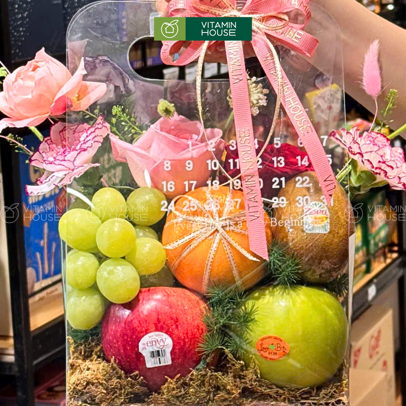 Giỏ Quà Trái Cây Nho, Kiwi Xách Tay Gọn Gàng và Tinh Tế