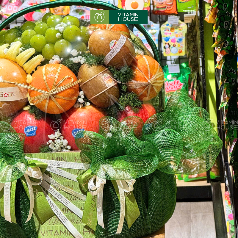 Giỏ Trái Cây Kiwi, Táo, Nho Màu Xanh Gửi Lời Chúc May Mắn Tới Người Bệnh