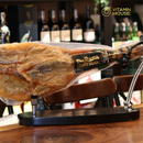 Đùi Sau Heo Muối Iberico Cebo 24 Tháng Có Xương DeRaza