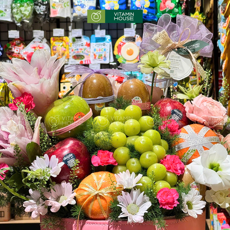 Giỏ Trái Cây Nho Xanh, Kiwi, Táo, Hoa Tươi Món Quà Sức Khỏe - Lời Chúc Tuổi Mới Rạng Rỡ
