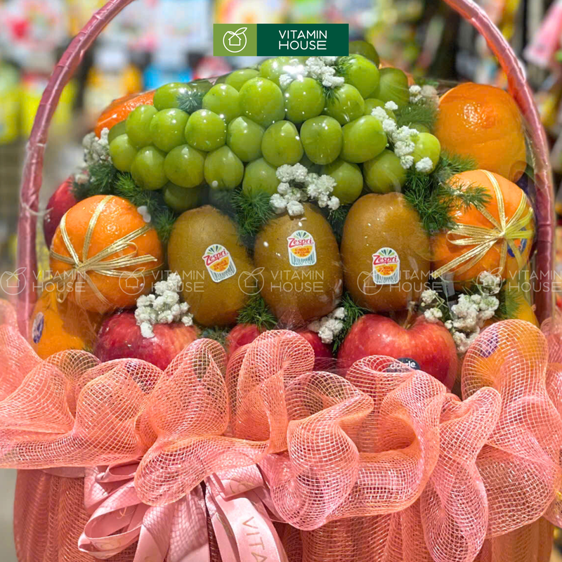 Giỏ Trái Cây Nho Xanh, Kiwi, Táo Món Quà Trao Sức Khỏe Và Lời Chúc Bình An