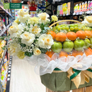 Giỏ Quà Trái Cây Nhập Khẩu và Hoa Tươi Đi Ra Mắt