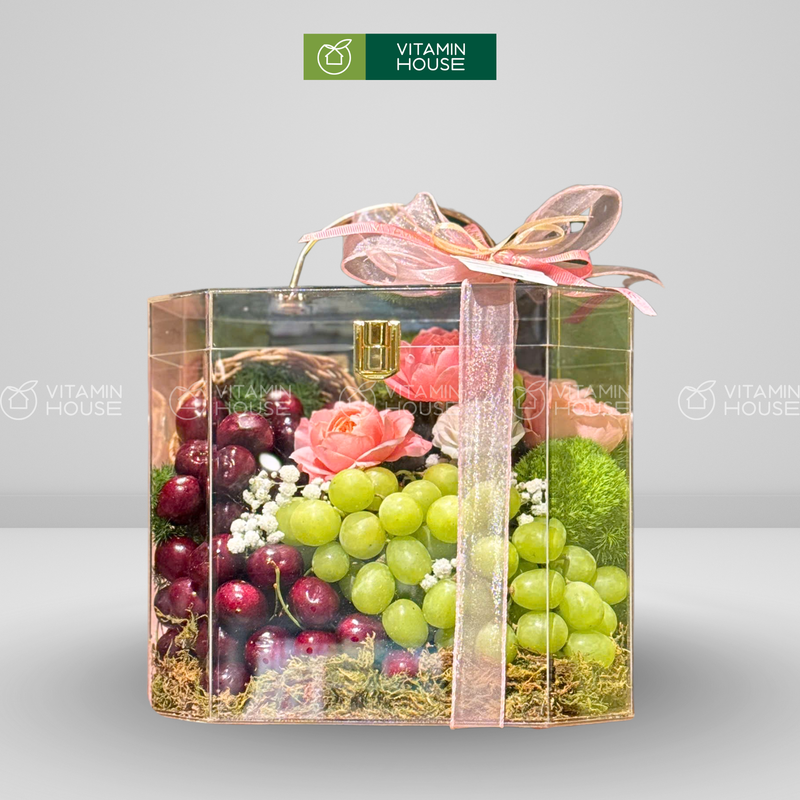 Giỏ Quà Trái Cây Cherry, Nho Xanh Hộp Vali Sang Trọng - Món Quà Tinh Tế