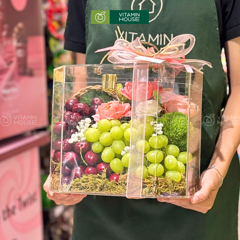 Giỏ Quà Trái Cây Cherry, Nho Xanh Hộp Vali Sang Trọng - Món Quà Tinh Tế