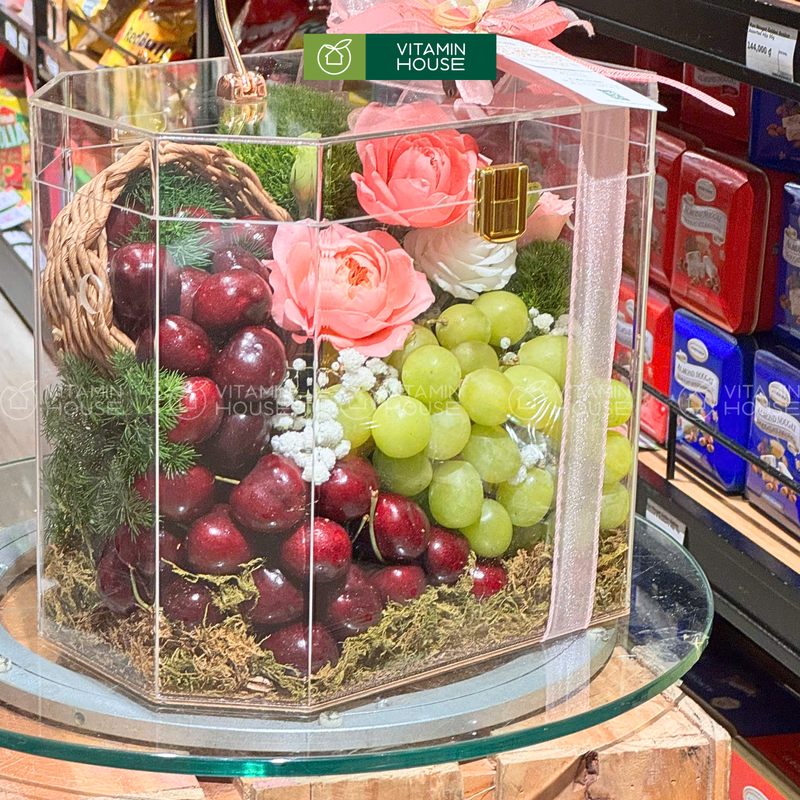 Giỏ Quà Trái Cây Cherry, Nho Xanh Hộp Vali Sang Trọng - Món Quà Tinh Tế