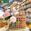 Giỏ Quà Hoa và Trái Cây :Táo, Kiwi, cam, quýt & Hoa Hồng Tươi 