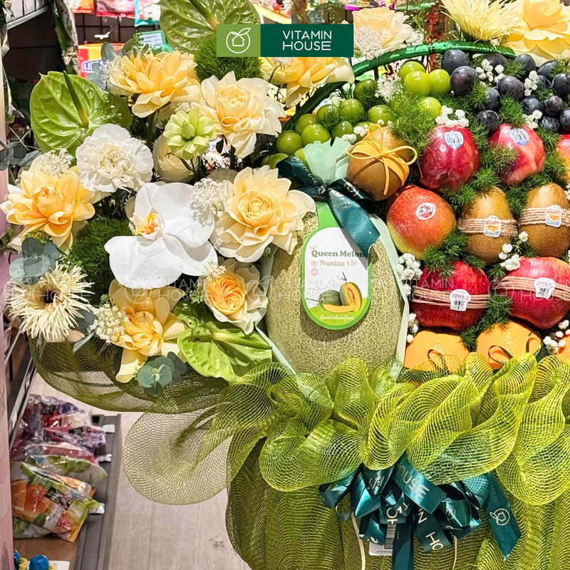 Giỏ Trái Cây Cao Cấp Hoa Tươi Tone Xanh Chúc Mừng Các Dịp Lễ