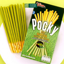 Bánh Pocky Kem Trà Xanh Vị Sữa (Restage) Hộp 35g
