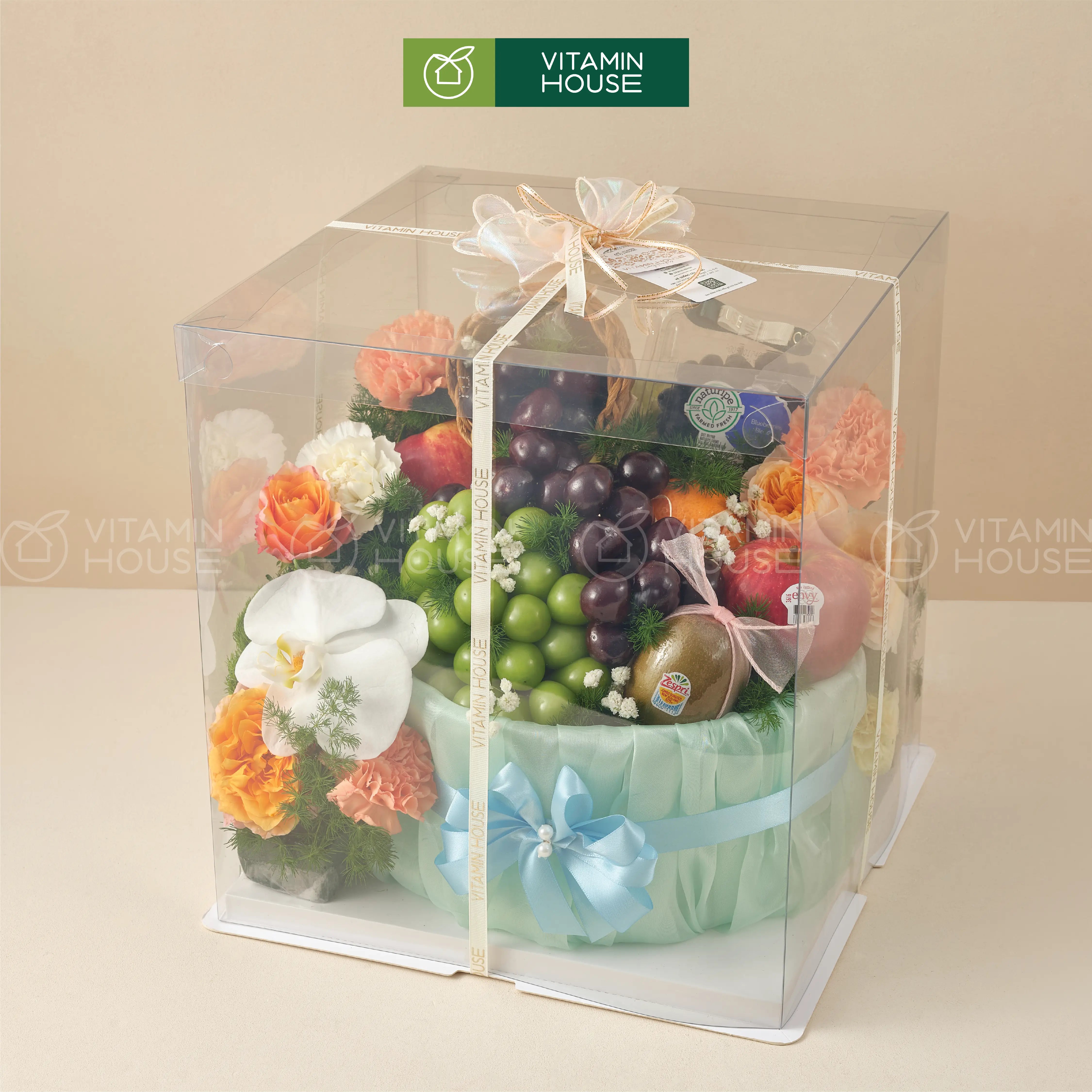 Giỏ quà trái cây cherry nho xanh hoa tươi tặng sinh nhật cho đồng nghiệp nữ 