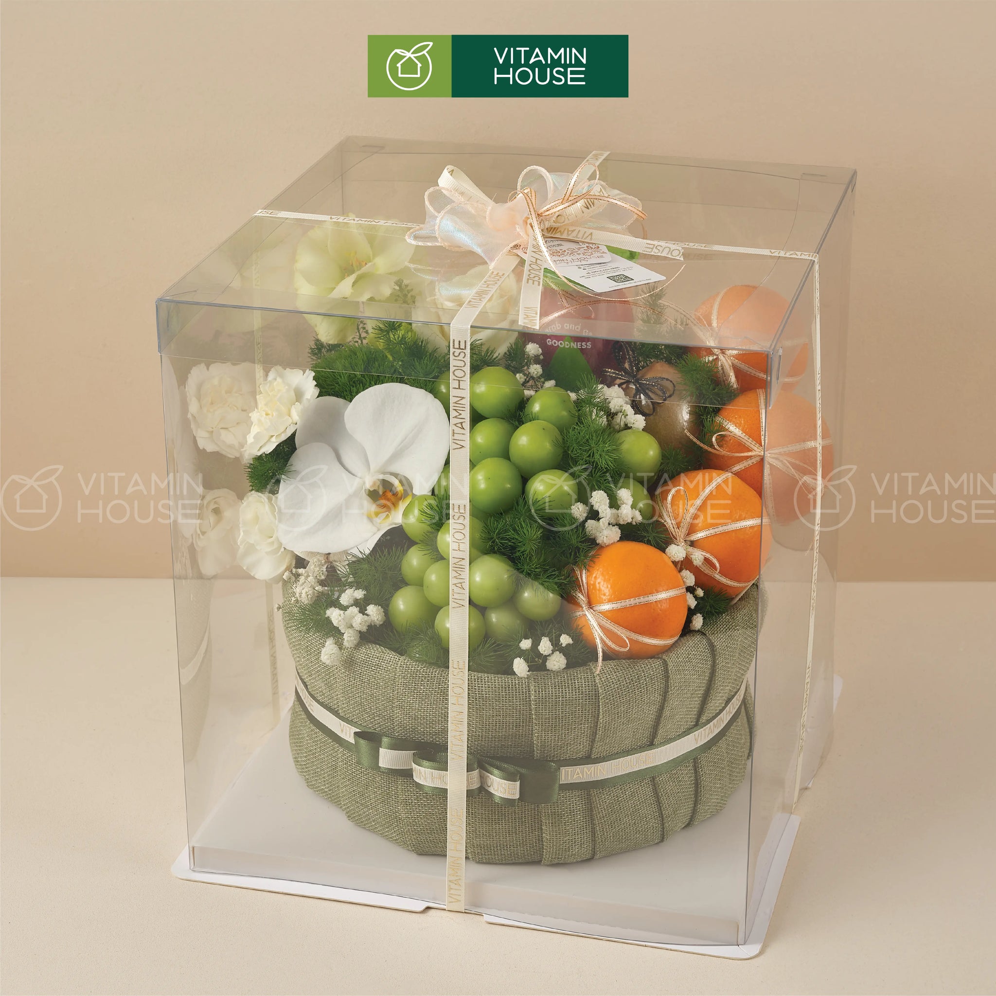 giỏ quà trái cây nho mẫu đơn màu xanh trung tính tặng cả nam và nữ. Dùng trong nhiều dịp khác nhau