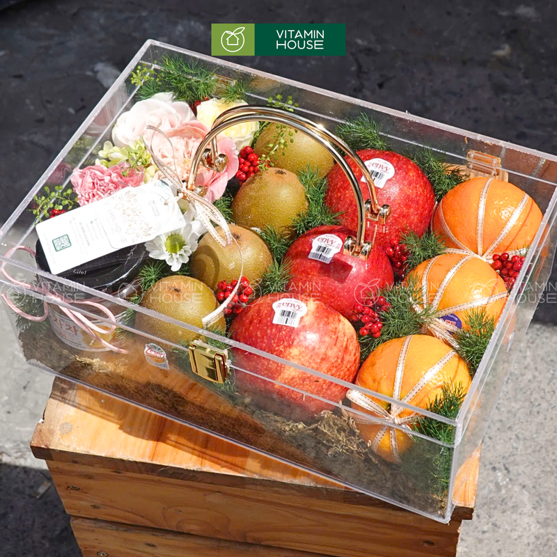 Giỏ Quà Trái Cây Vali kiwi, quýt úc và táo envy. Gửi gắm Trọn Vẹn Nghĩa Tình