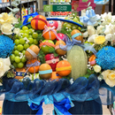 giỏ trái cây hoa hồng, tone xanh và trái cây nhập khẩu các loại. Món quà tặng trọn vẹn tình cảm