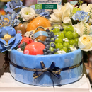  Giỏ Trái Cây nhập khẩu trang trí hoa tươi theo kiểu Bánh Sinh Nhật Màu Xanh – Món Quà Độc Đáo Cho Ngày Sinh Nhật!