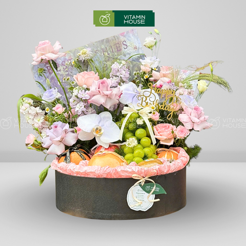 Giỏ trái cây sinh nhật trang trí hoa tươi đẹp