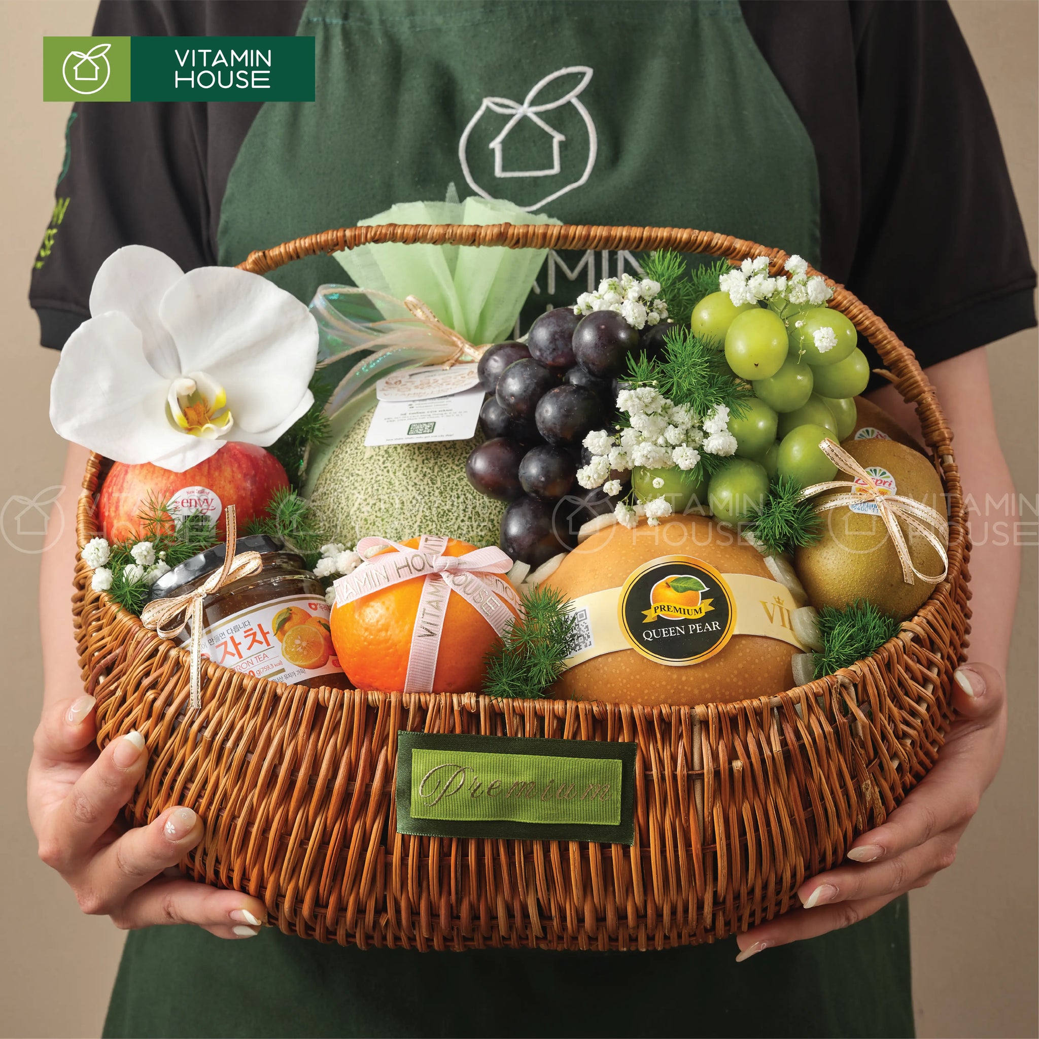 giỏ trái cây nhập khẩu nho xanh nho đen kiwi vàng quýt úc 