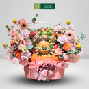 giỏ trái cây nhập khẩu nho xanh, kiwi vàng, lê, cam vàng. Trang trí hoa tươi đẹp mắt dành cho những ngày lễ kỉ niệm