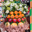 Giỏ Trái Cây Tươi trang trí Hoa Sen phù hợp để Dâng Lễ Chùa bày tỏ tâm tư thành kính