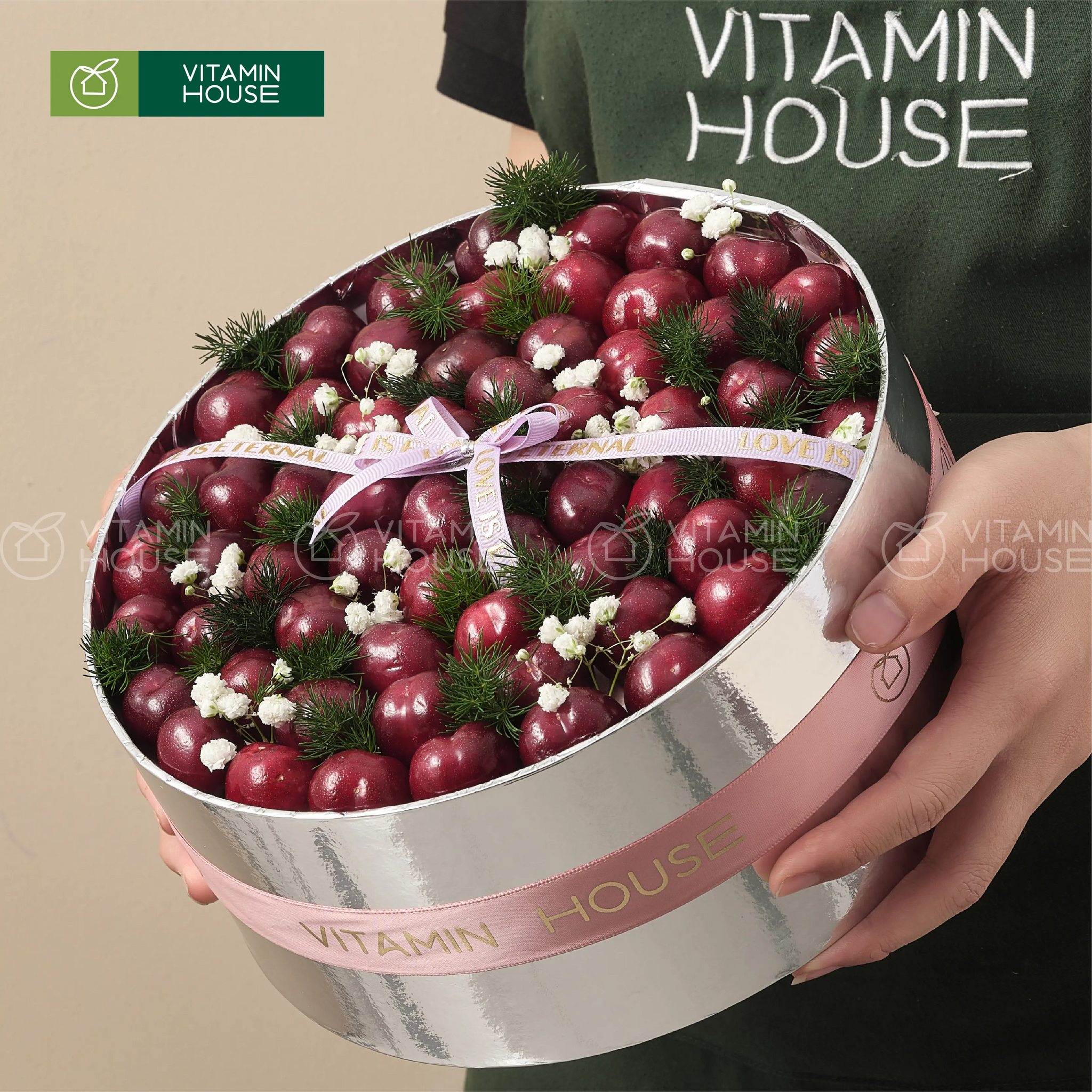 hộp quà trái cây cherry hình tròn màu bạc sang trọng