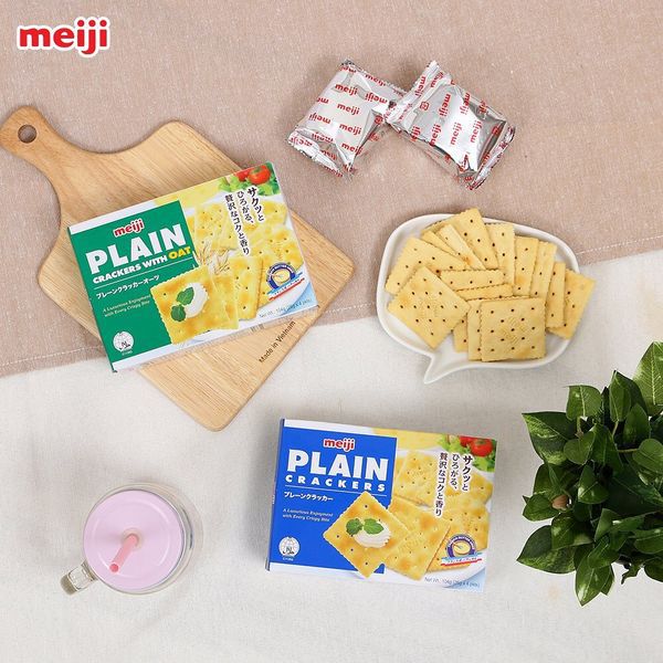 Bánh Quy Lạt Plain Crackers Yến Mạch Meiji Nhật Hộp 52g