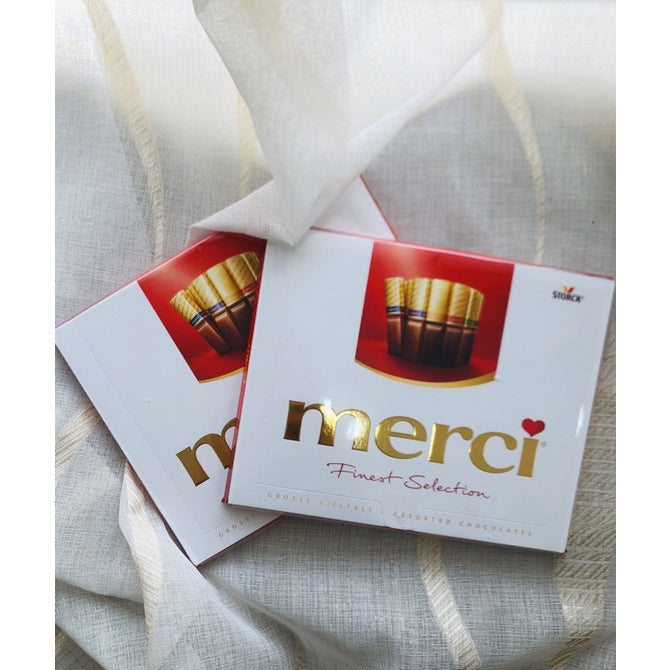 Hộp Chocolate Hỗn Hợp Merci Finest Selection 400g