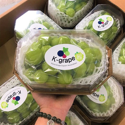 [Trái cây nhập khẩu] Hộp Nho Mẫu Đơn Hàn Quốc K-GRAPE (~800G)