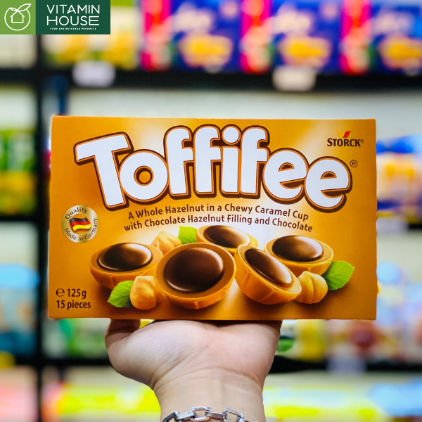 Kẹo Mềm Caramen Nhân Chocolate Hạt Dẻ Toffifee Đức Hộp 125g