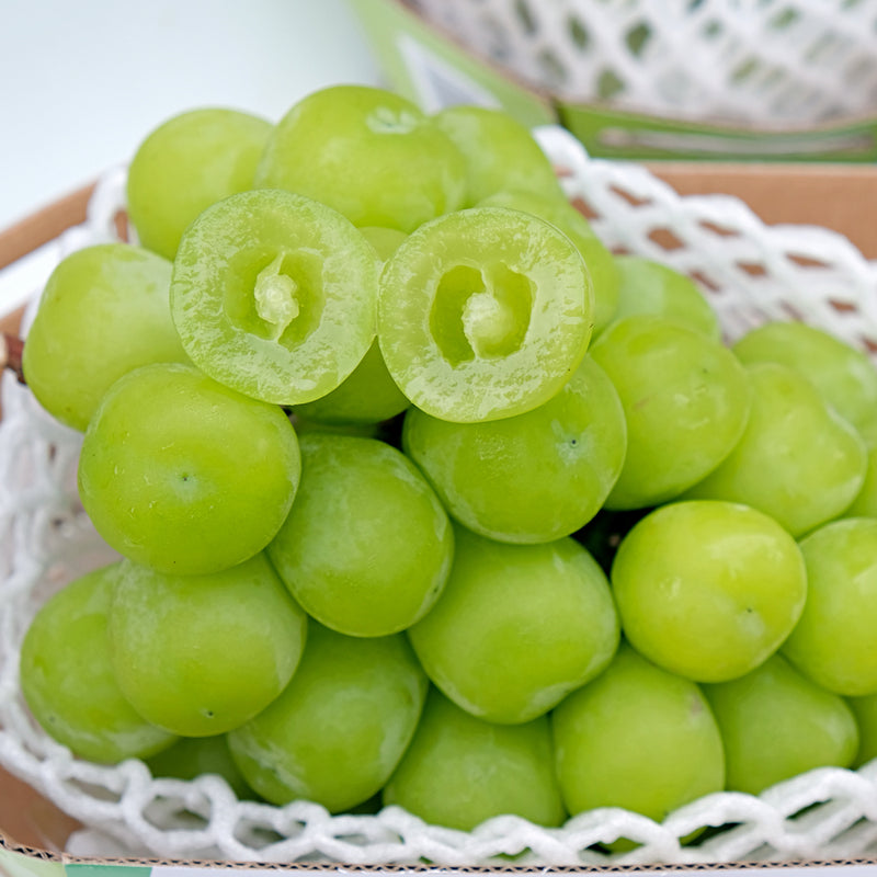 [Trái cây nhập khẩu] Hộp Nho Mẫu Đơn Hàn Quốc K-GRAPE (~800G)