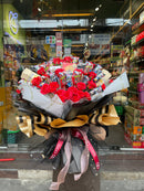 bó hoa bánh kẹo hoa hồng khổng lồ tặng bạn gái