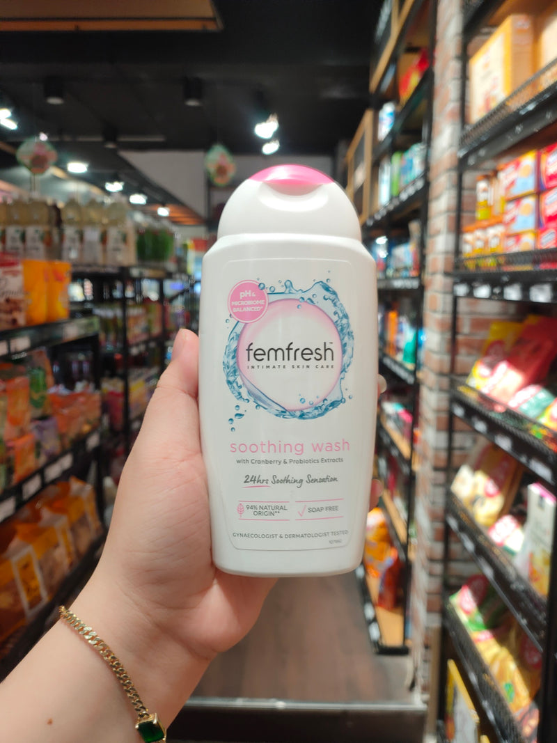 Nước Phụ Khoa Soothing Wash Femfresh Anh Chai 250ml